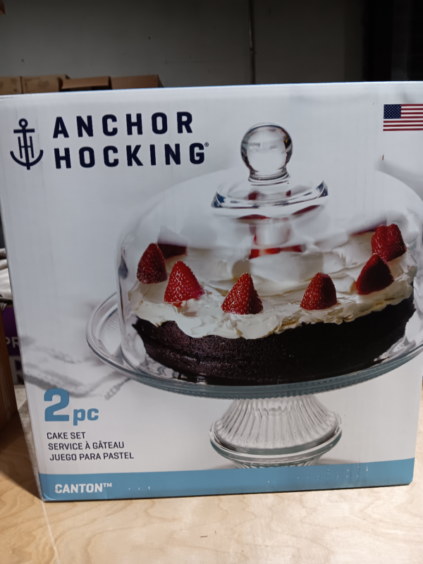 Anchor Hocking 2 Piece Cake Set